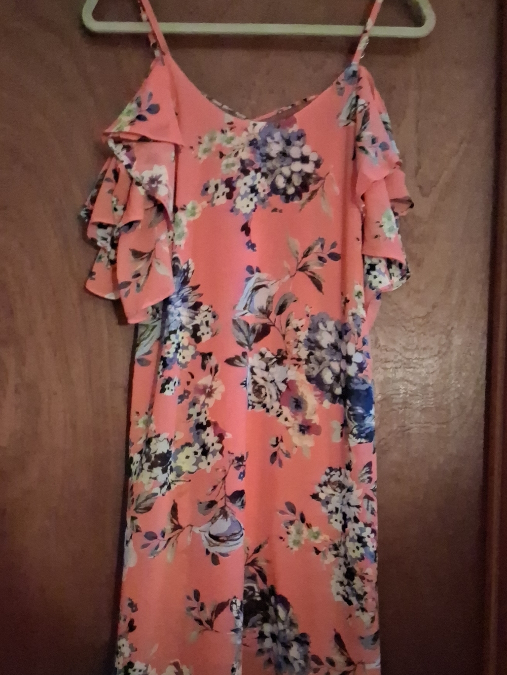 DAVI & DANI Coral Floral V-Neck Camisole with Crisscross Straps